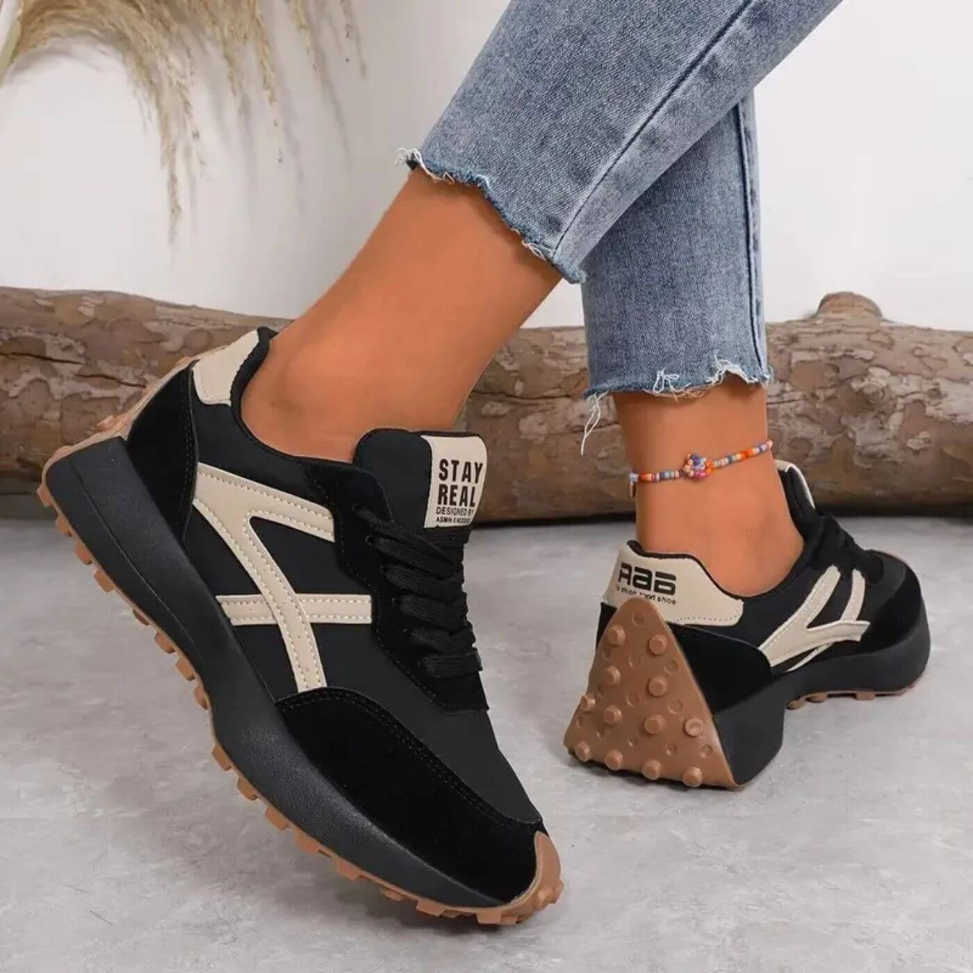 Annabeth - Damskie Sneakersy - Grubej Podeszwie z Kontrastowym Wzorem - Image 4