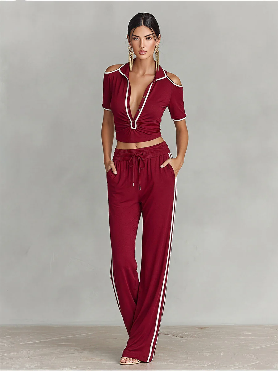Carroll | Damski komplet dresowy bordowy z dzianiny crop top cold shoulder - Image 2