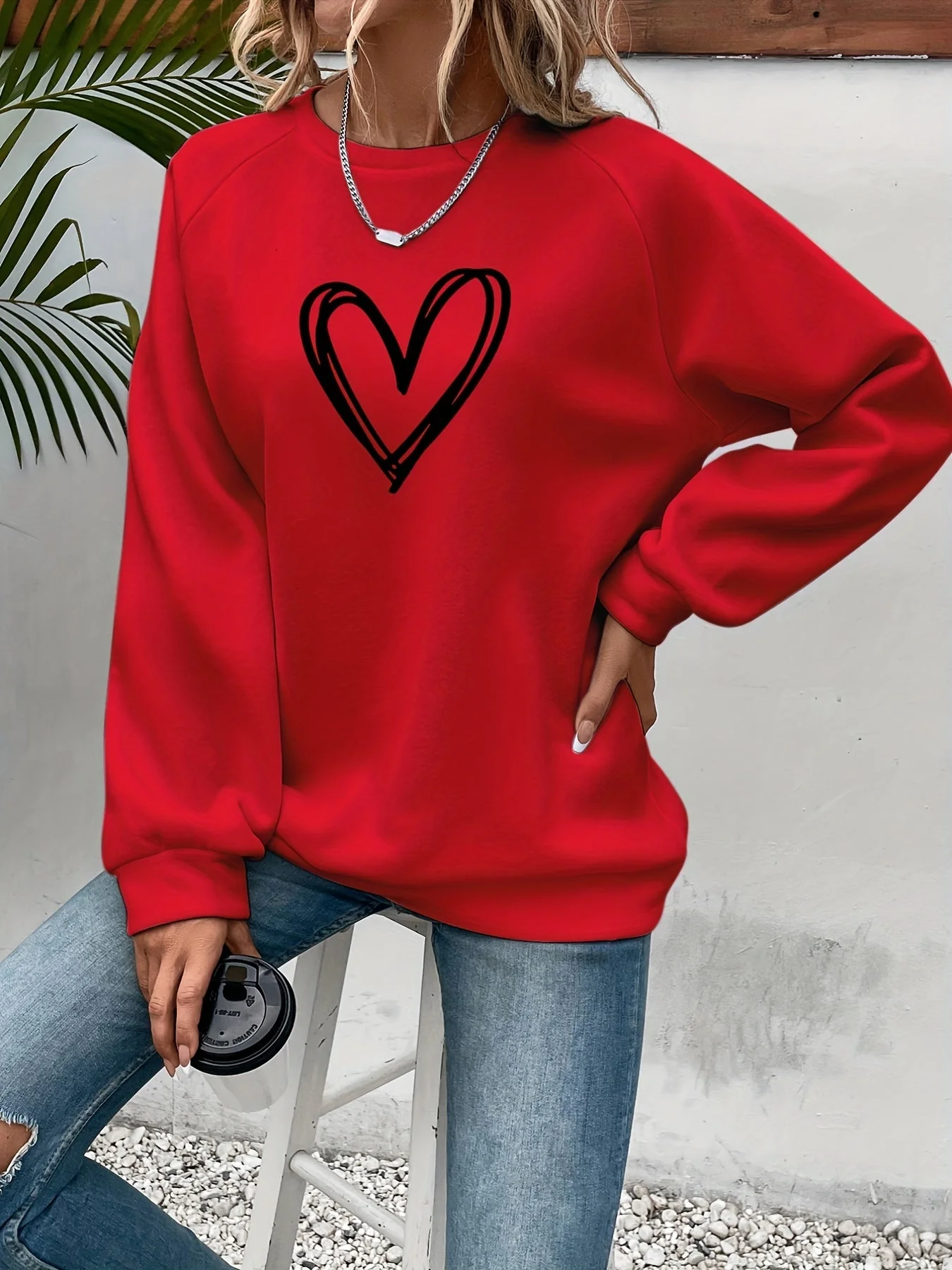Darcy - Damska Sweter Codzienny | Motyw Serca - Image 2