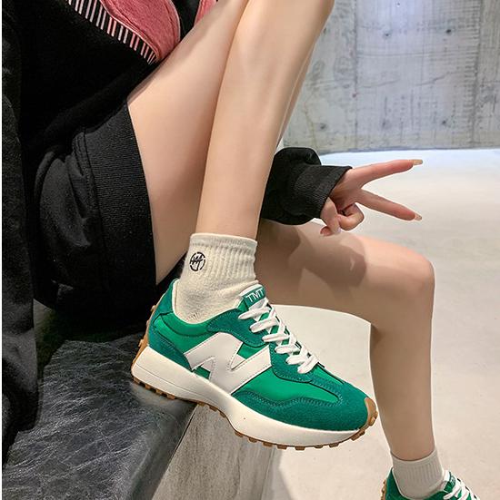 Elora - Damskie Sneakersy w Sportowym i Casualowym Stylu | Wygodne Buty na Co Dzień - Image 9