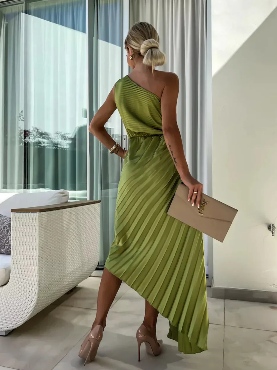 Laurence - Damska Sukienka Maxi na Jedno Ramię z Plisowaniem i Kwiatową Aplikacją - Image 5