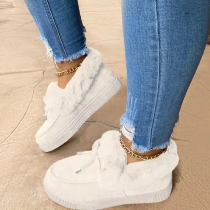 Natalia - buty z okrągłym noskiem, ozdobną frędzelką i wsuwanym fasonem - Image 7