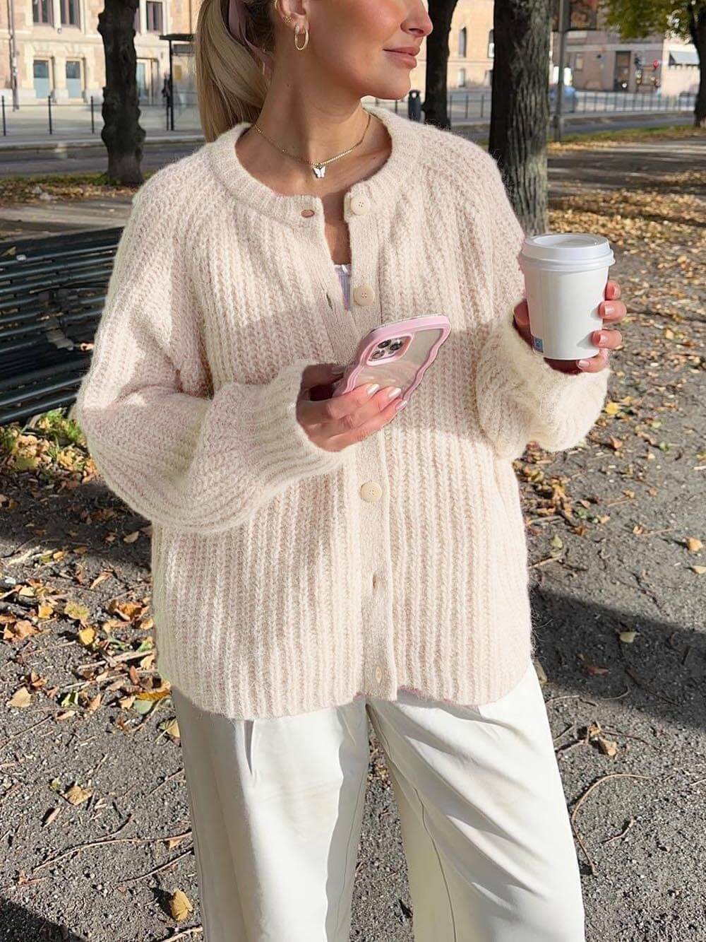 Nicole – wygodny damski sweter z dzianiny – miękki i stylowy - Image 2