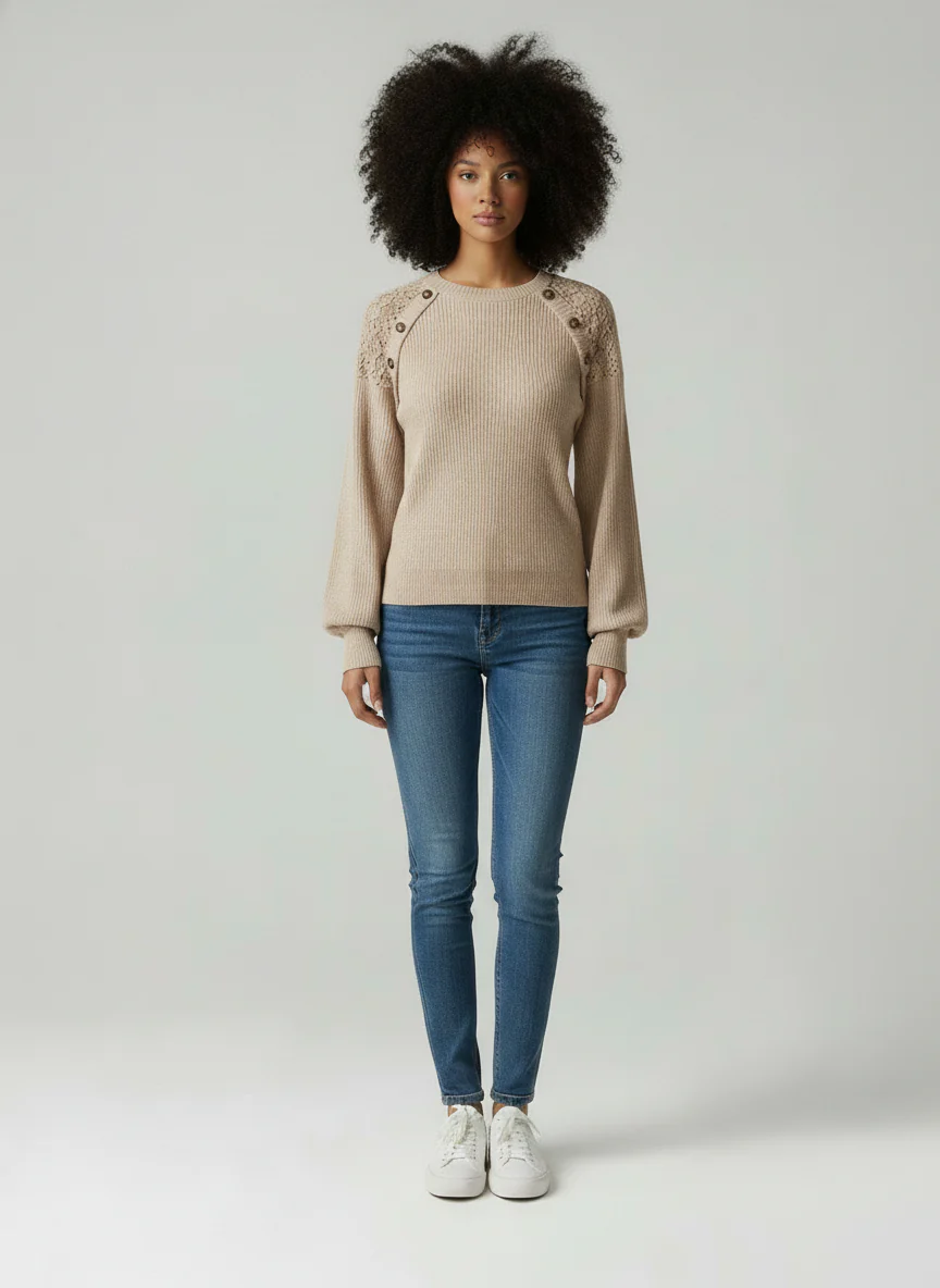 Noel – damski sweter z dzianiny z koronką i bufiastymi rękawami – jesień - Image 2