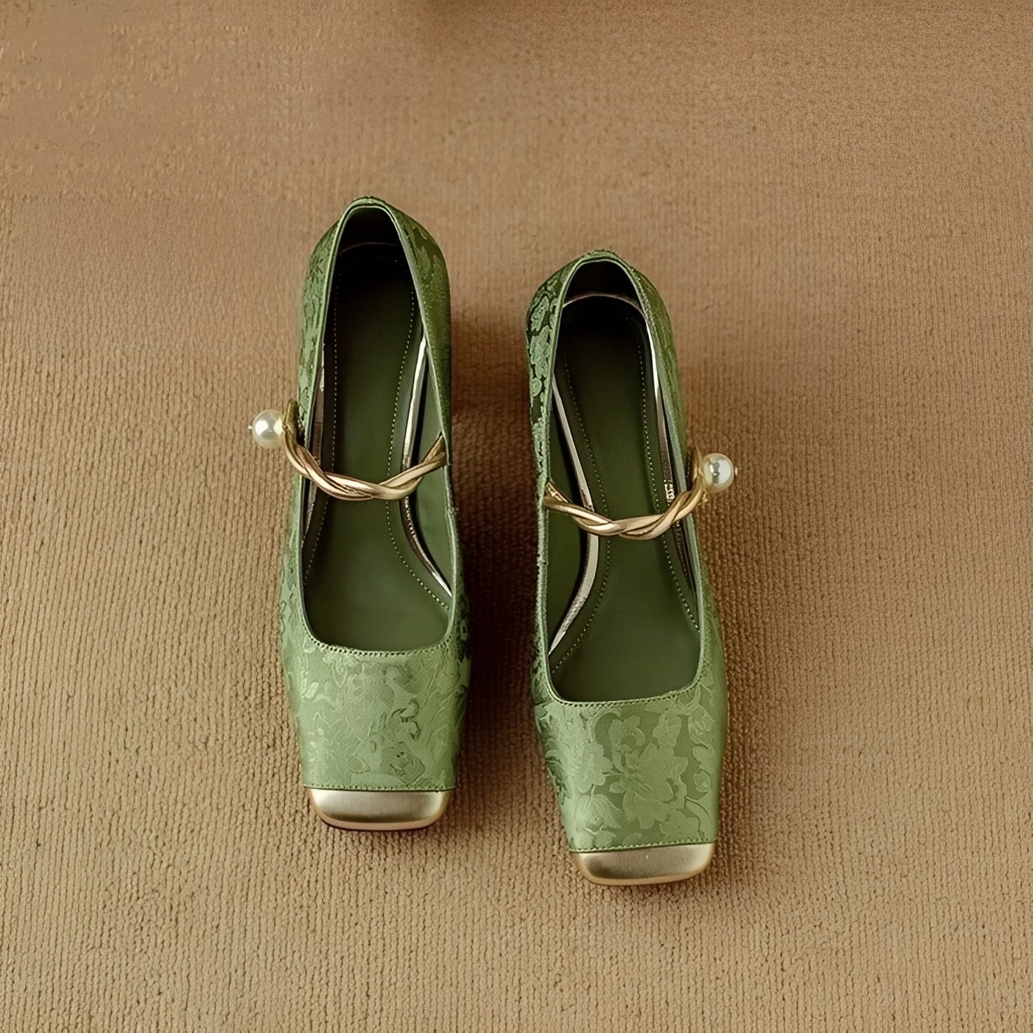 Ramona - Eleganckie stylowe damskie buty na obcasie słupkowym z tłoczeniem - Image 3