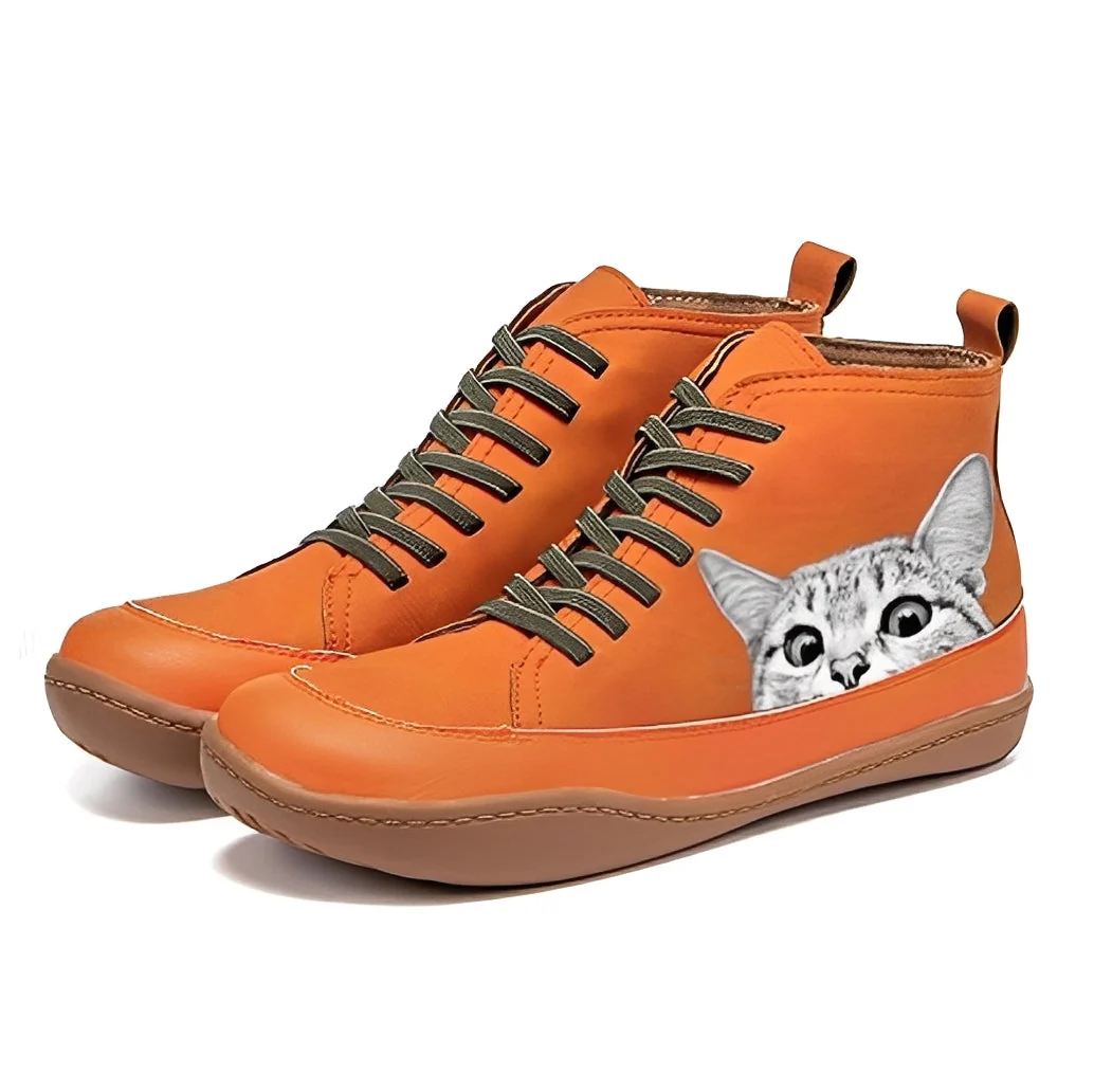 Velma - Stylowe skórzane botki z motywem kota dla kobiet - Image 2
